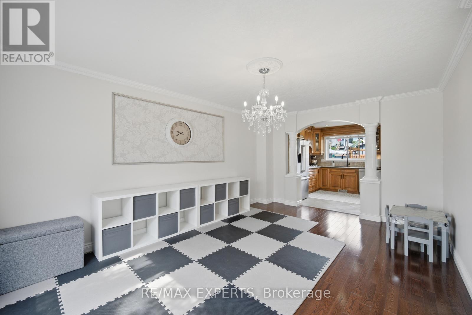 444 Maplegrove Avenue, Bradford West Gwillimbury, Ontario  L3Z 2V6 - Photo 11 - N13736846