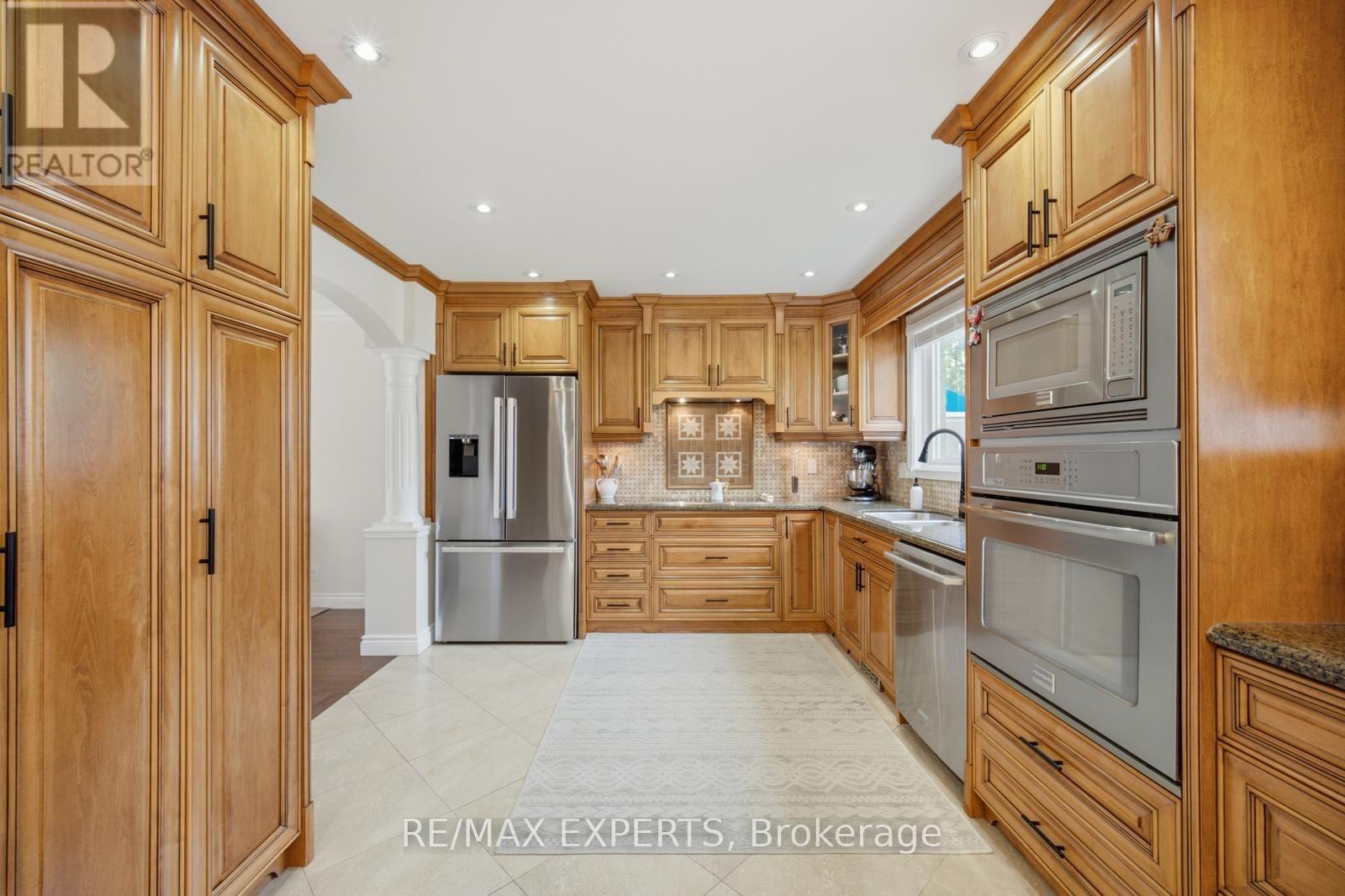 444 Maplegrove Avenue, Bradford West Gwillimbury, Ontario  L3Z 2V6 - Photo 17 - N13736846