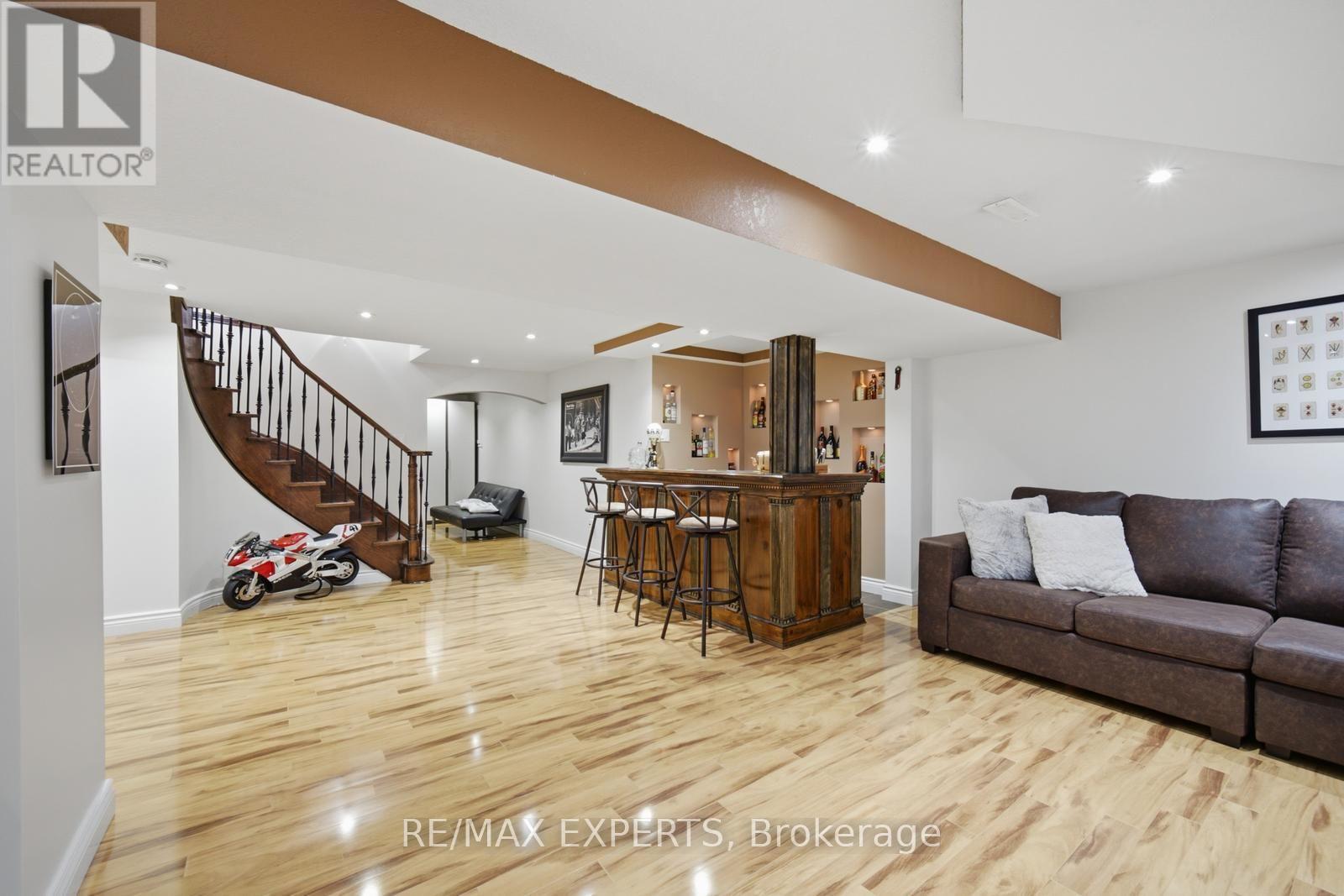 444 Maplegrove Avenue, Bradford West Gwillimbury, Ontario  L3Z 2V6 - Photo 38 - N13736846