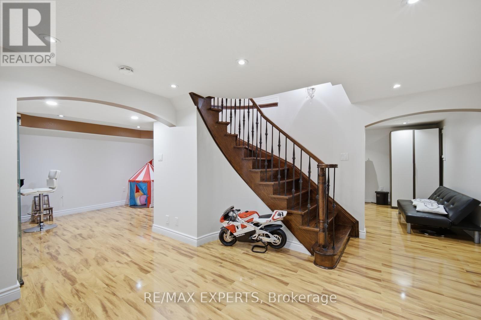 444 Maplegrove Avenue, Bradford West Gwillimbury, Ontario  L3Z 2V6 - Photo 39 - N13736846