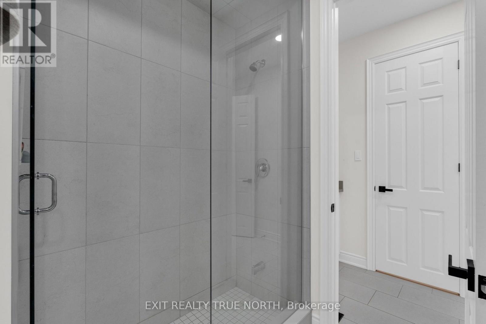 106 Rugman Crescent, Springwater, Ontario  L9X 2A5 - Photo 38 - S13736522