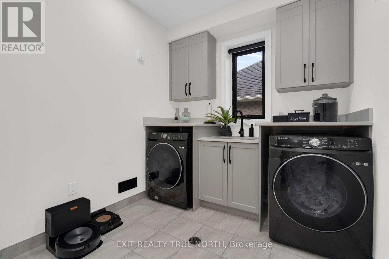 106 Rugman Crescent, Springwater, Ontario  L9X 2A5 - Photo 43 - S13736522