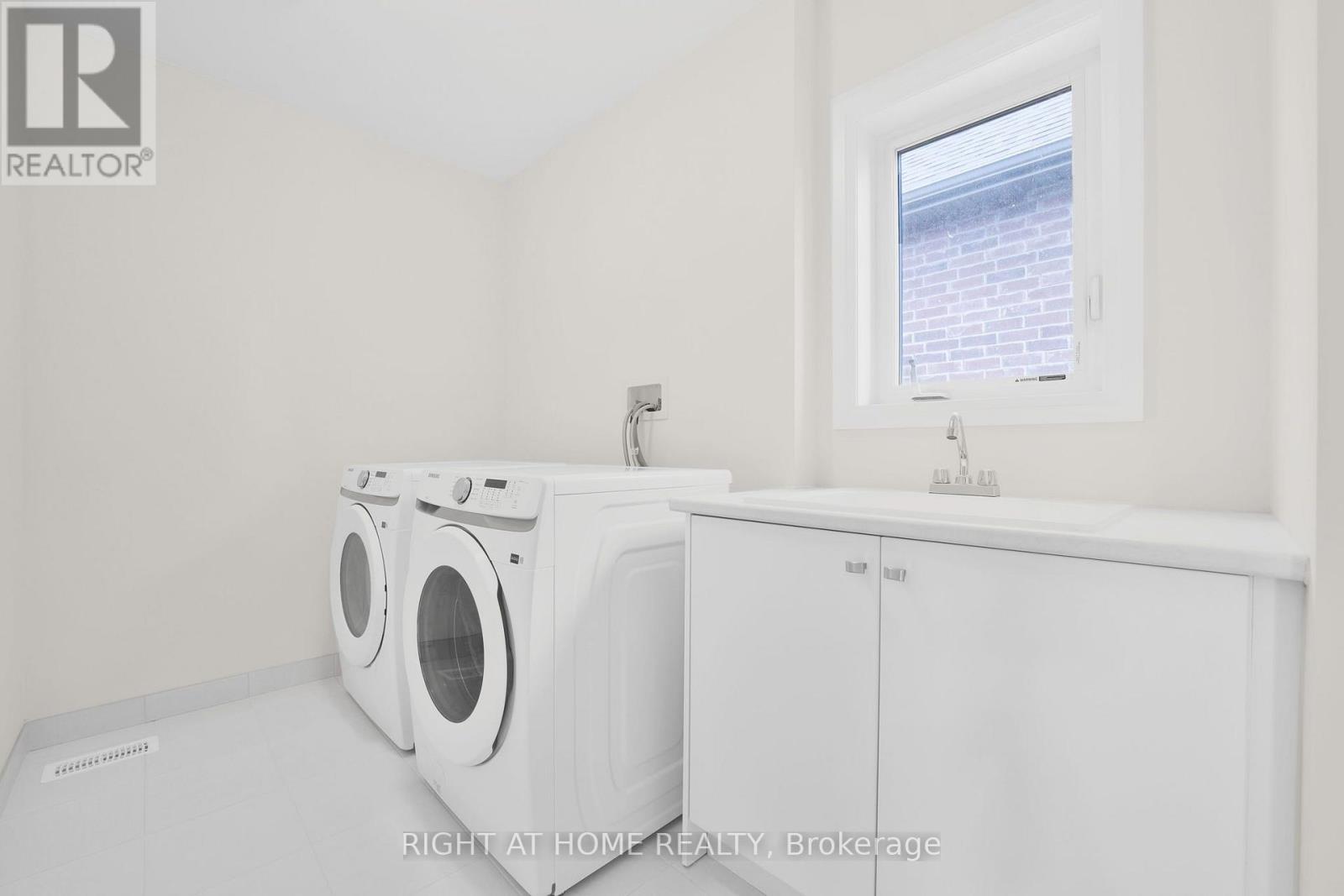 46 Bearberry Road, Springwater, Ontario  L9X 2E1 - Photo 31 - S13736788
