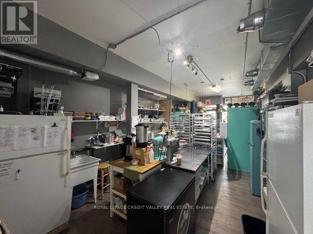 43 Queen Street E, Brampton, Ontario  L6V 1A3 - Photo 11 - W13736516