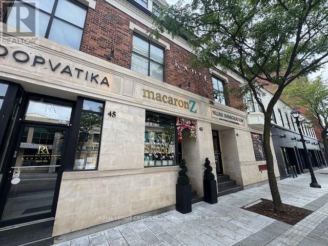 43 Queen Street E, Brampton, Ontario  L6V 1A3 - Photo 2 - W13736516