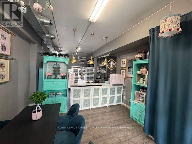 43 Queen Street E, Brampton, Ontario  L6V 1A3 - Photo 6 - W13736516