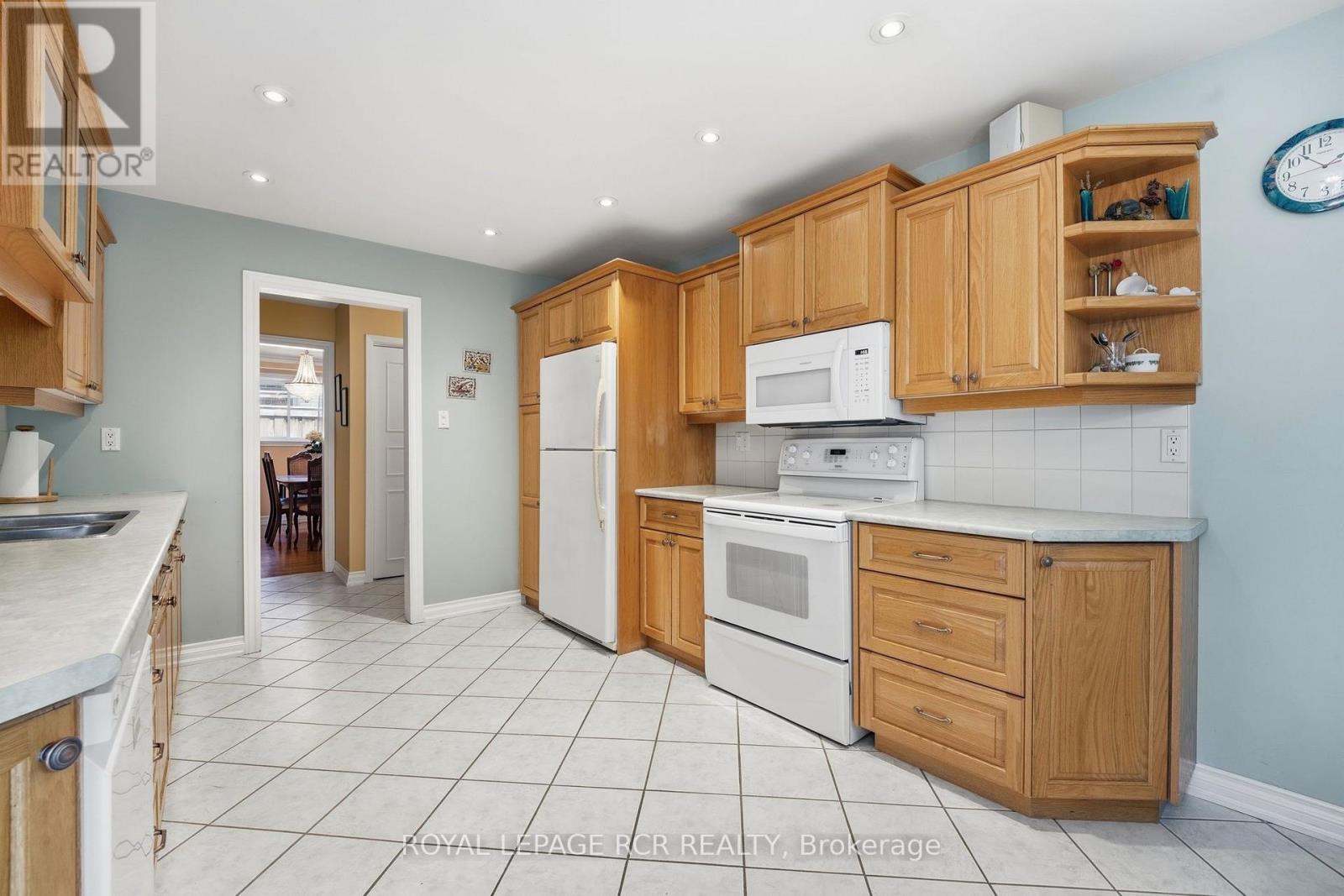 71 Birchview Crescent, Caledon, Ontario  L7E 3X2 - Photo 10 - W13736548