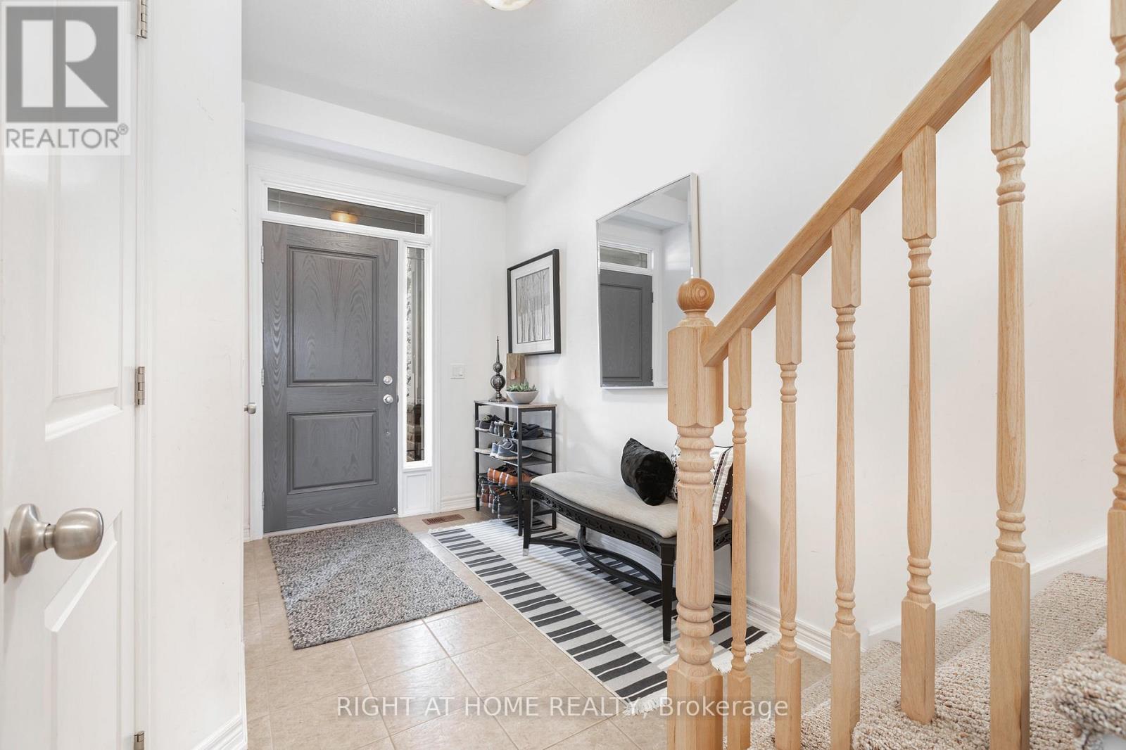5 - 5056 New Street, Burlington, Ontario  L7L 1V1 - Photo 3 - W13736554
