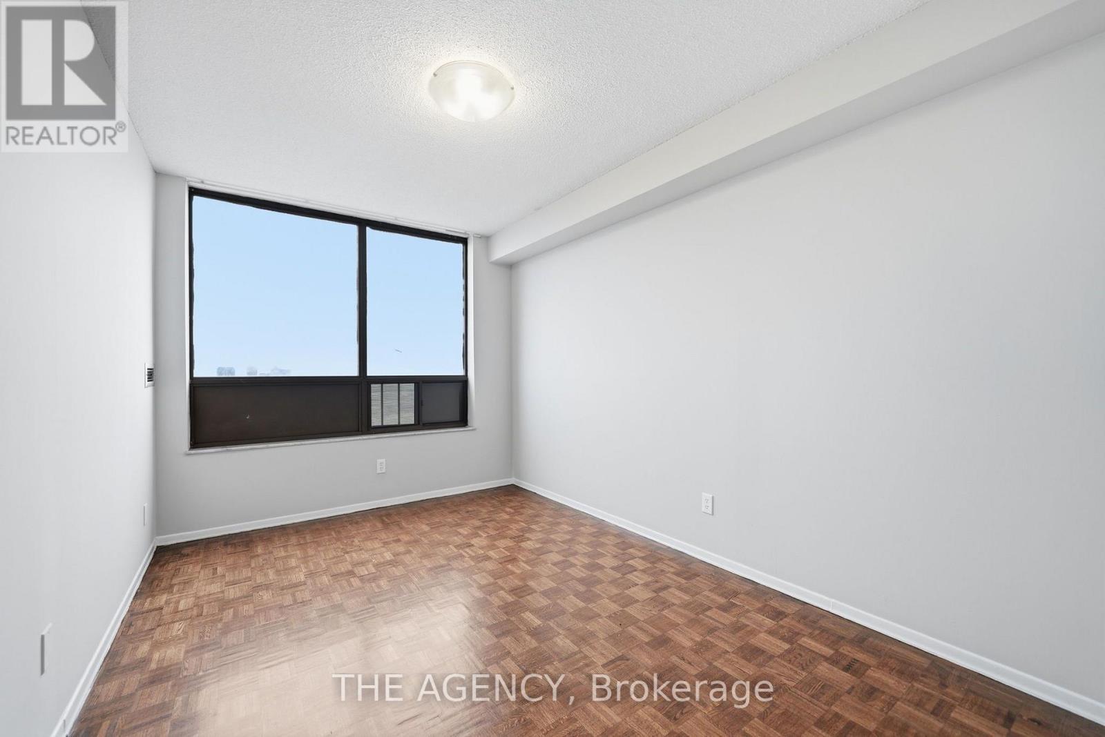 1910a - 2350 Dundas Street W, Toronto, Ontario  M6P 4B1 - Photo 10 - W13736574