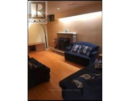 1053 MANCHESTER CRESCENT, Oakville, Ontario