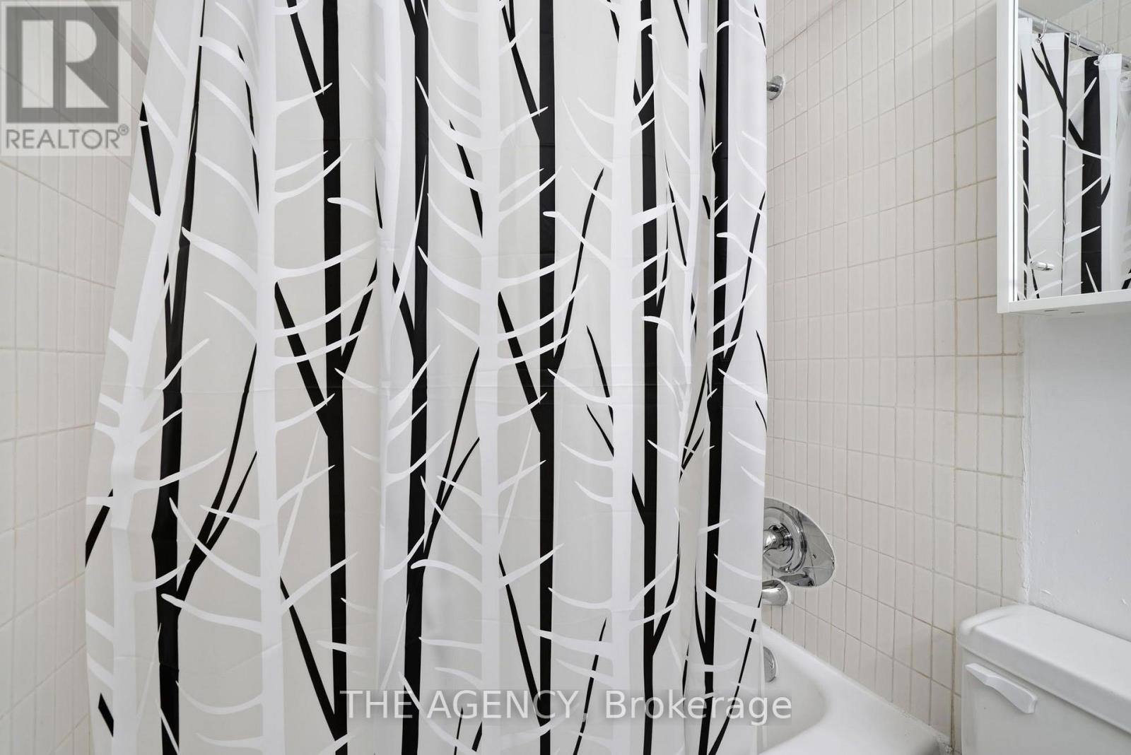2204a - 2350 Dundas Street W, Toronto, Ontario  M6P 4B1 - Photo 15 - W13736624