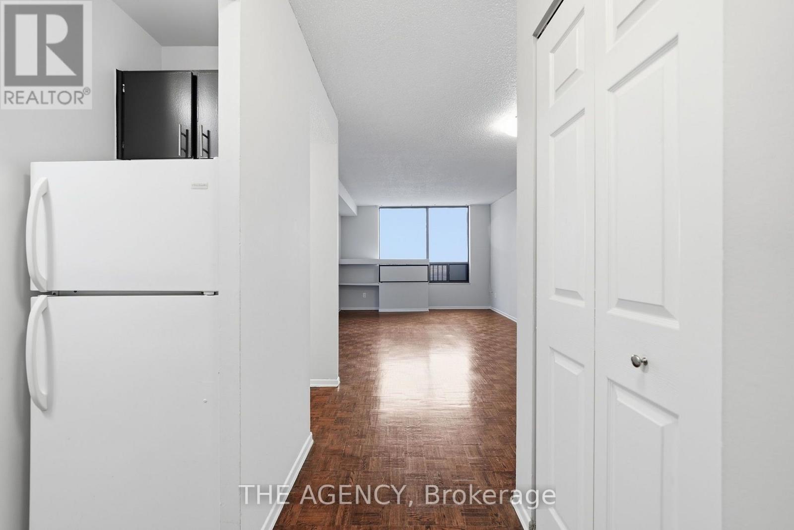 2204a - 2350 Dundas Street W, Toronto, Ontario  M6P 4B1 - Photo 5 - W13736624