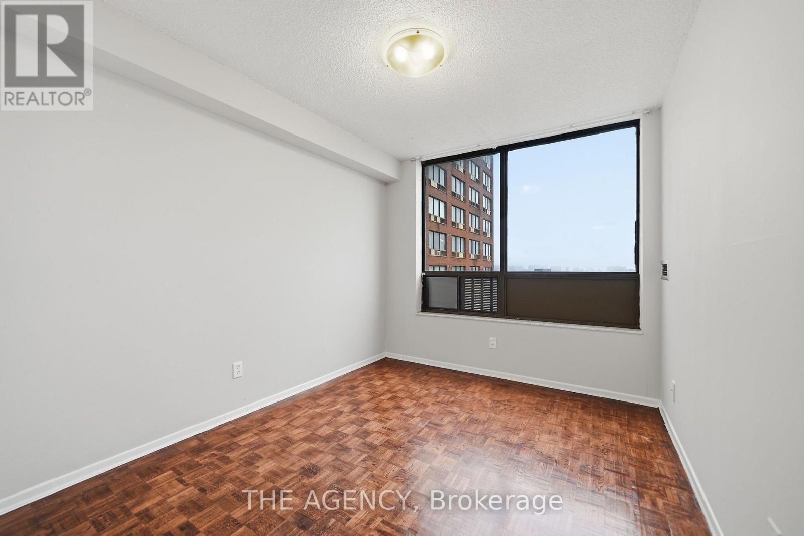 2204a - 2350 Dundas Street W, Toronto, Ontario  M6P 4B1 - Photo 9 - W13736624
