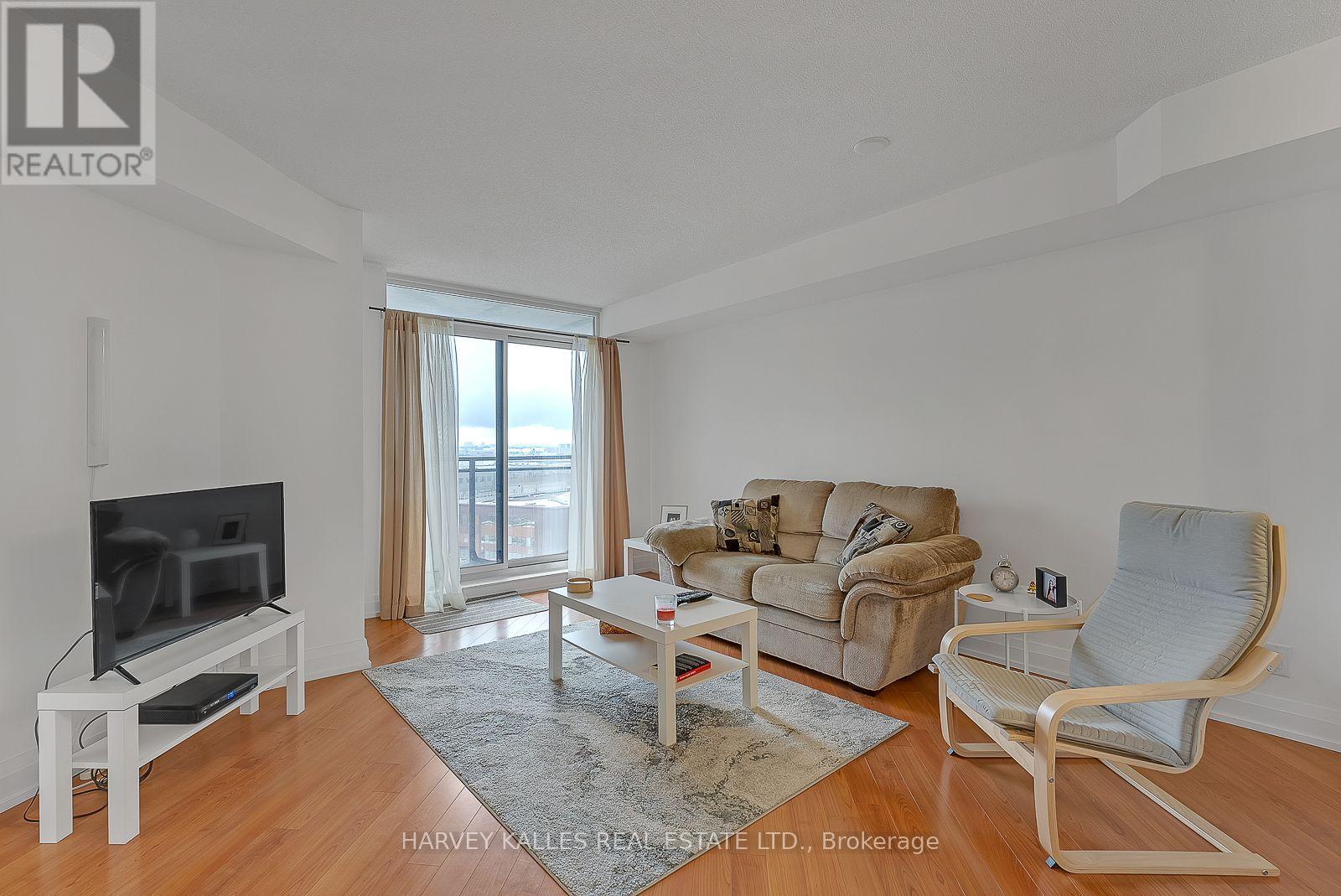 1021 - 1060 Sheppard Avenue W, Toronto, Ontario  M3J 0G7 - Photo 15 - W13736628