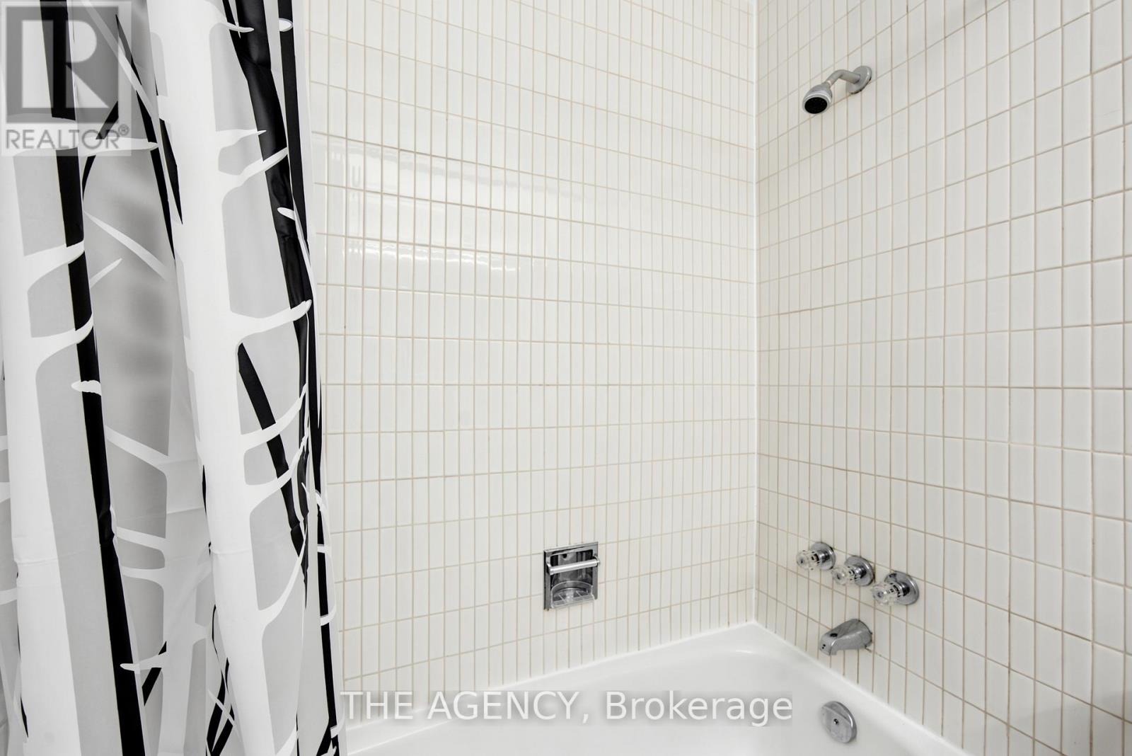 2511a - 2350 Dundas Street W, Toronto, Ontario  M6P 4B1 - Photo 17 - W13736632