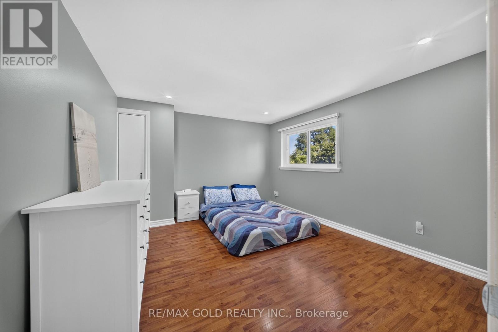 8 Earnscliffe Gate, Brampton, Ontario  L6T 3B3 - Photo 19 - W13736634