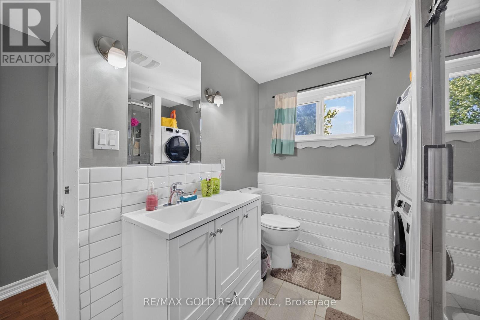 8 Earnscliffe Gate, Brampton, Ontario  L6T 3B3 - Photo 29 - W13736634