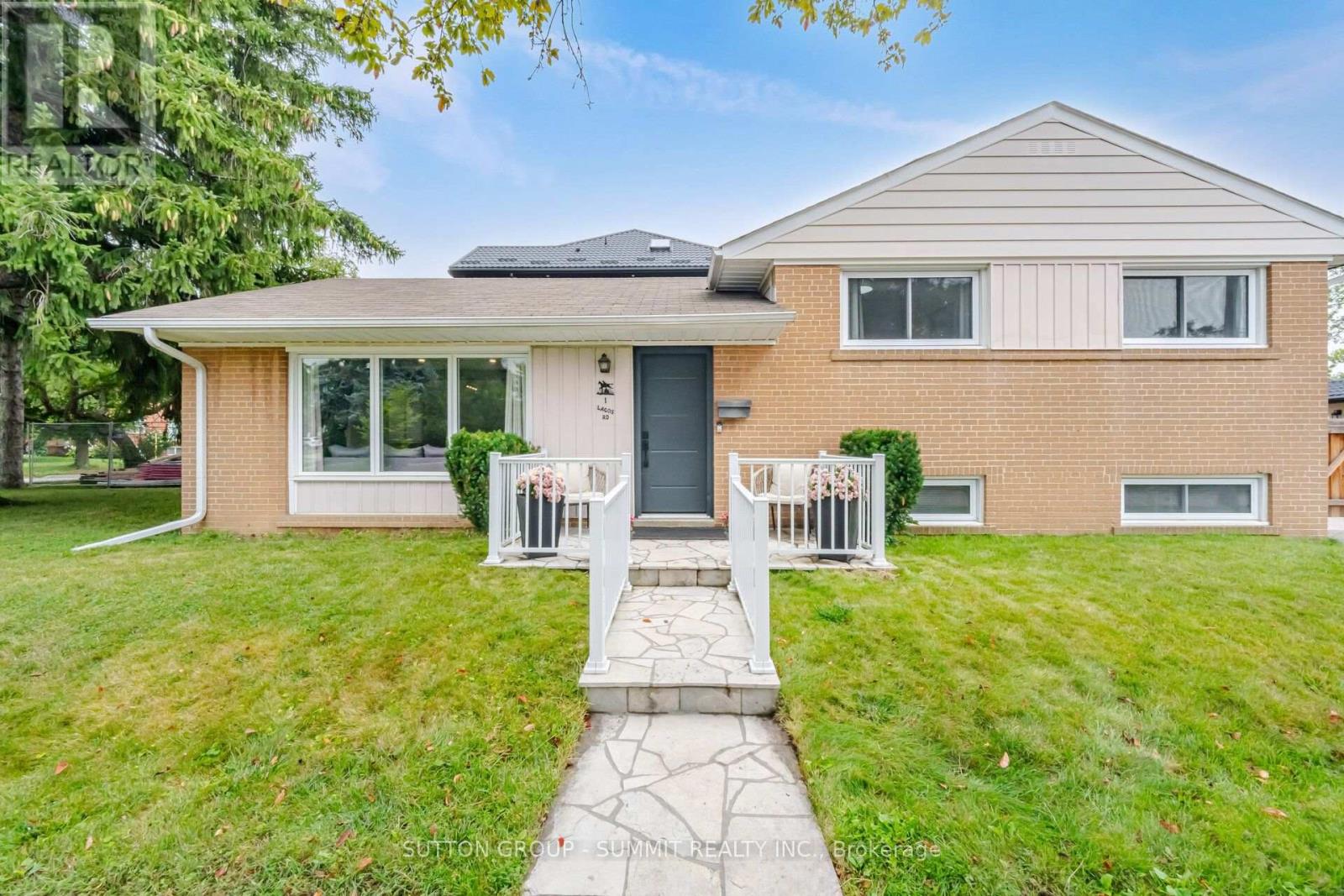 1 LAGOS ROAD, Toronto, Ontario