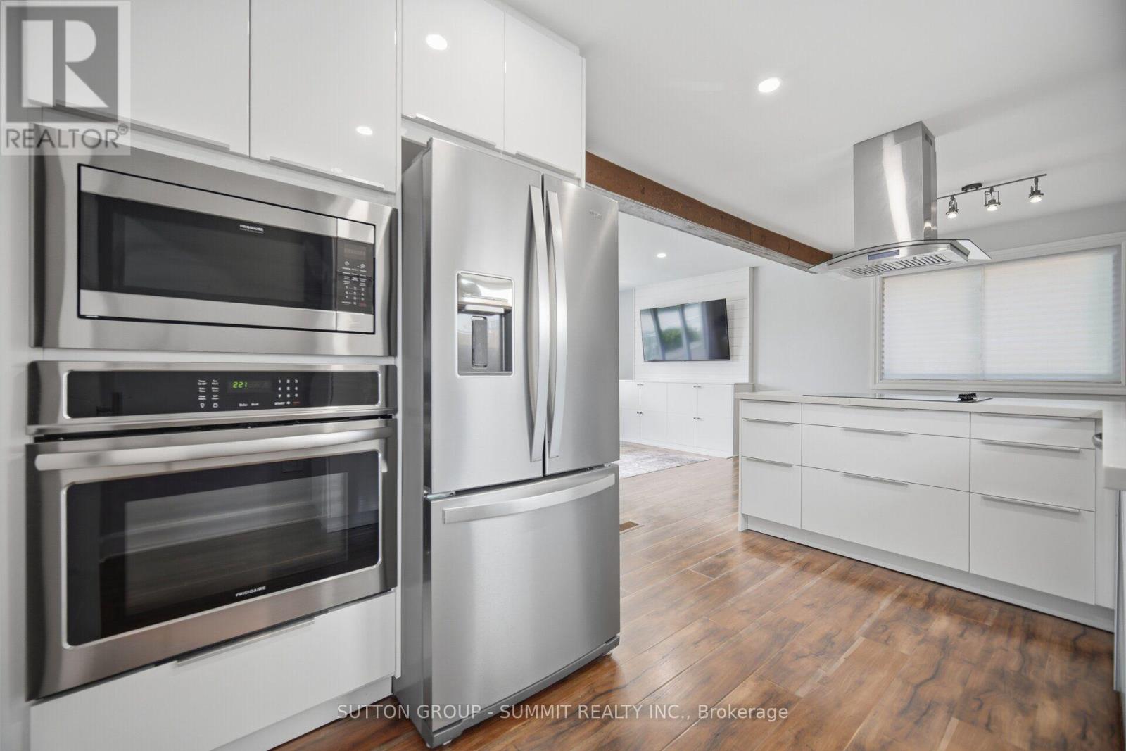 1 Lagos Road, Toronto, Ontario  M9W 4E3 - Photo 5 - W13736644