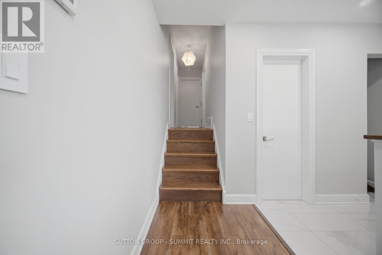 1 Lagos Road, Toronto, Ontario  M9W 4E3 - Photo 7 - W13736644
