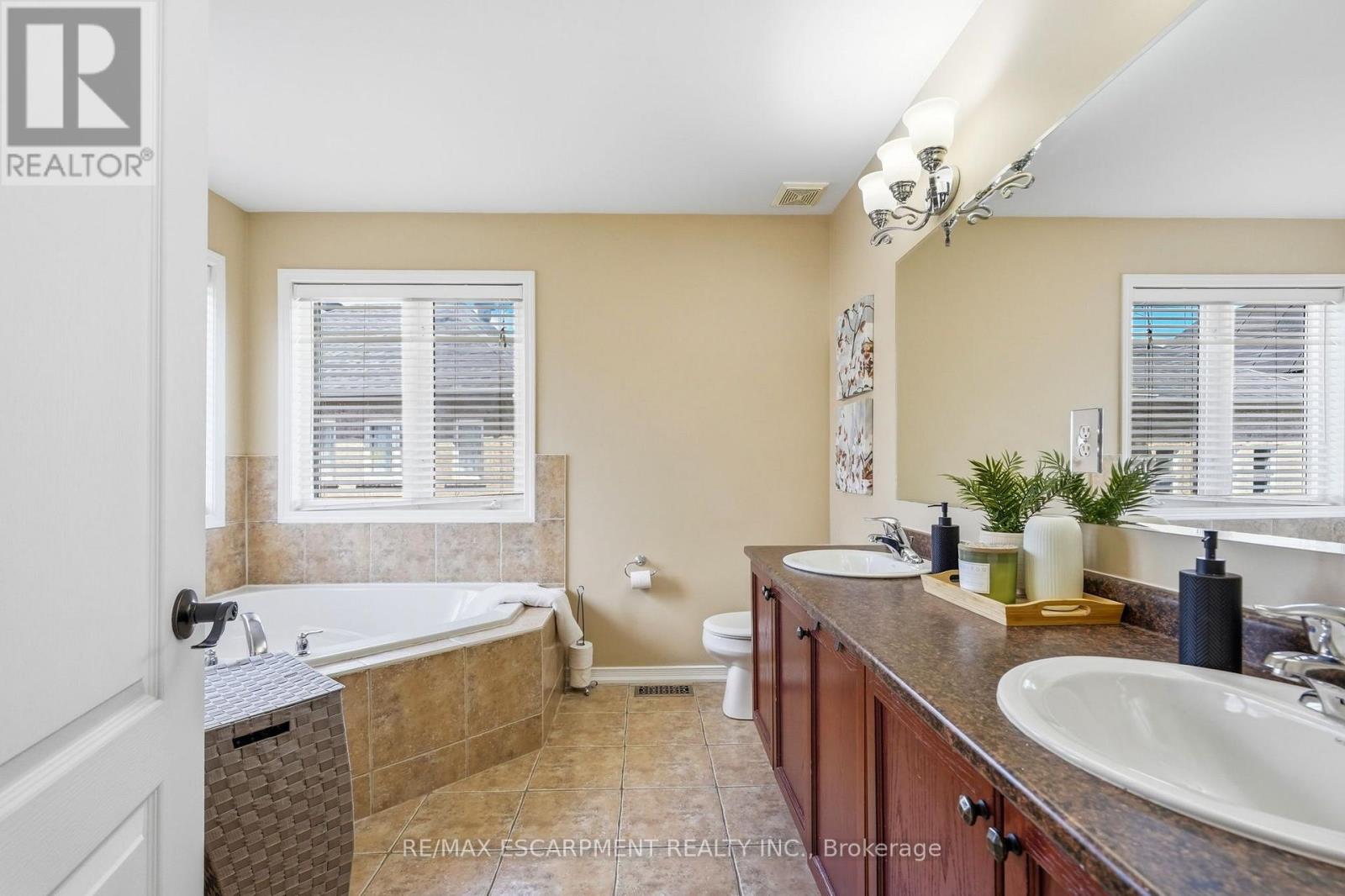 4691 Huffman Road, Burlington, Ontario  L7M 0E7 - Photo 25 - W13736742