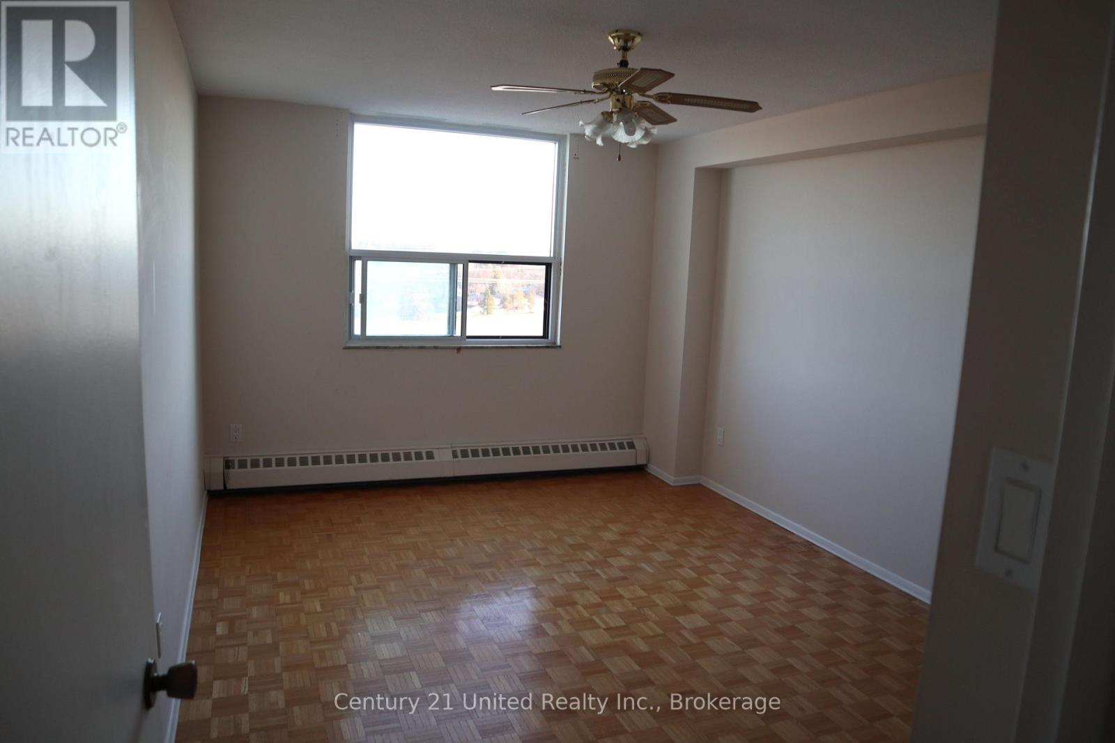 1011 - 101 Prudential Drive, Toronto, Ontario  M1P 4S5 - Photo 5 - E13568620