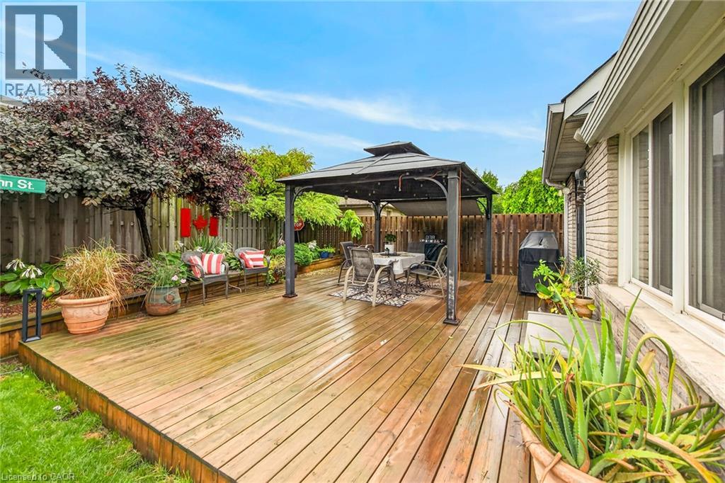 253 Highridge Avenue, Hamilton, Ontario  L8E 3P6 - Photo 43 - 40859940