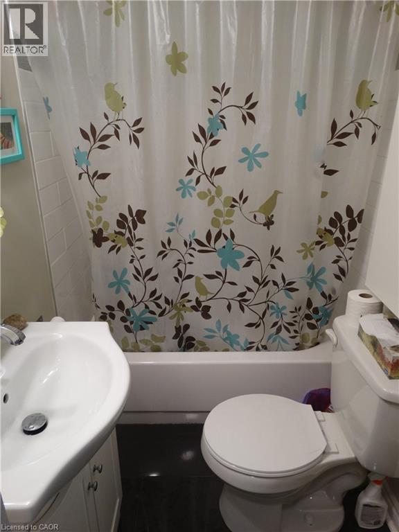 73 Barnesdale Boulevard Unit# 1, Hamilton, Ontario  L8M 2V5 - Photo 12 - 40859728