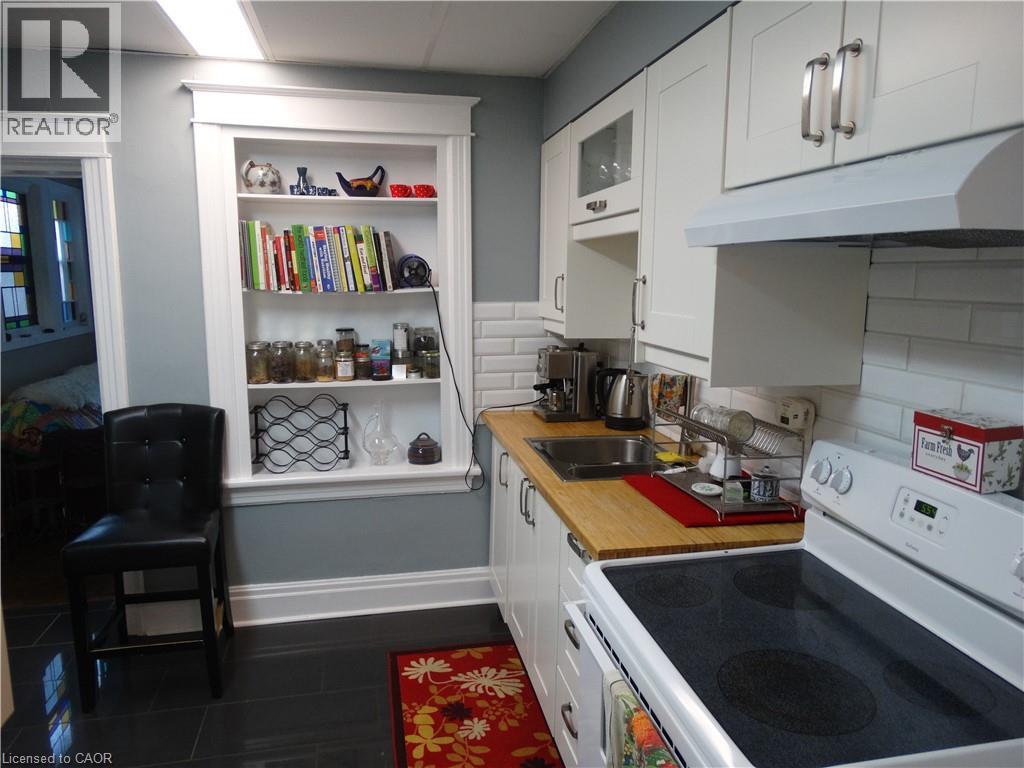 73 Barnesdale Boulevard Unit# 1, Hamilton, Ontario  L8M 2V5 - Photo 9 - 40859728