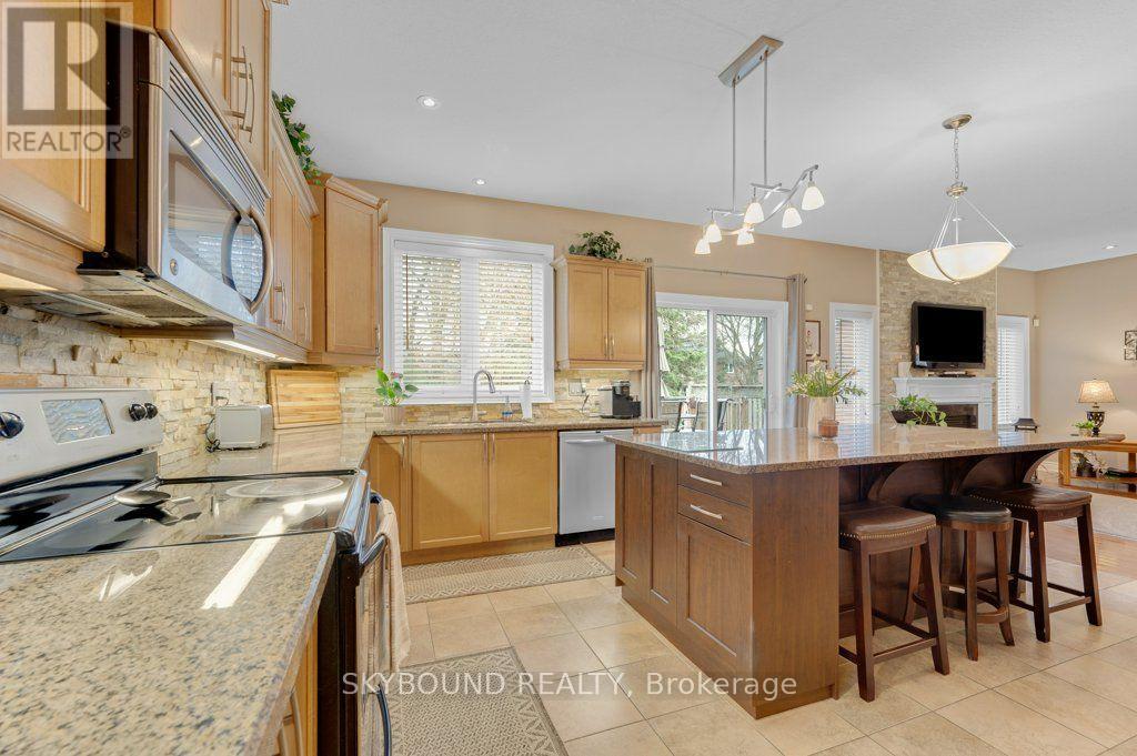 365 Valridge Drive, Hamilton, Ontario  L9G 0B1 - Photo 13 - X13736480