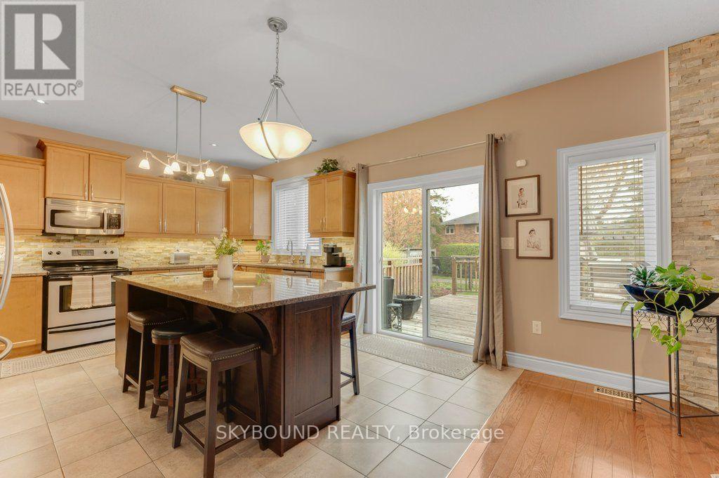 365 Valridge Drive, Hamilton, Ontario  L9G 0B1 - Photo 15 - X13736480