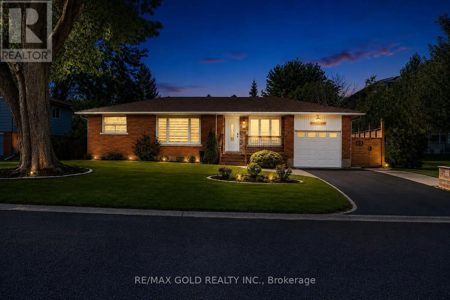 16 Braden Avenue, Welland, Ontario  L3C 2R7 - Photo 2 - X13736816