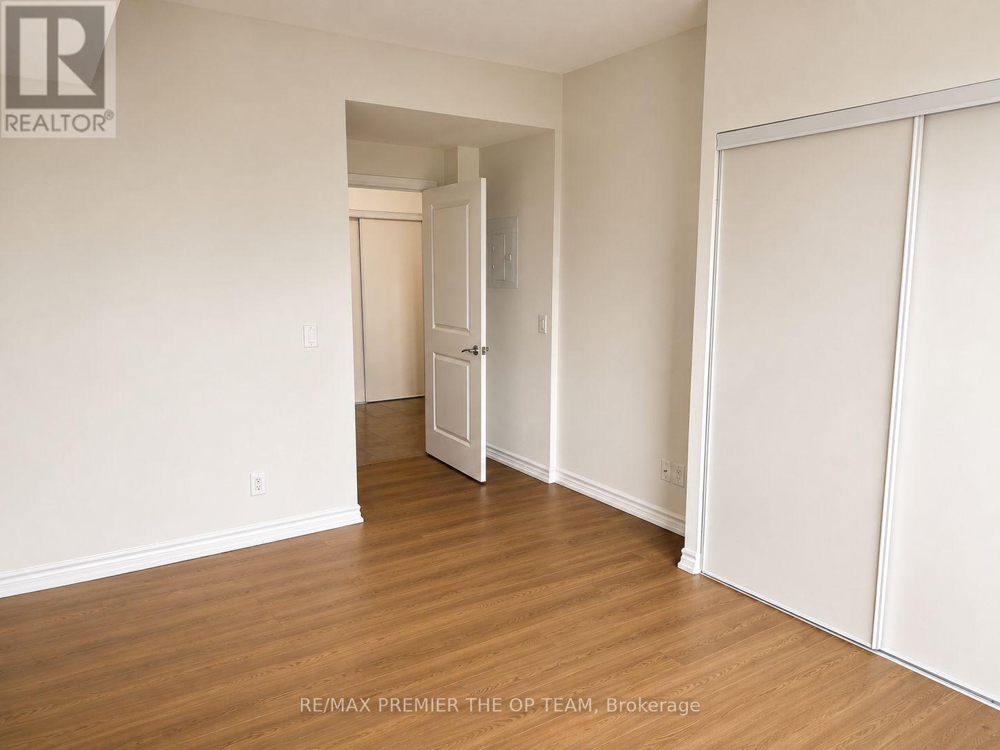 1203 - 7730 Kipling Avenue, Vaughan, Ontario  L4L 1Y9 - Photo 8 - N13733506