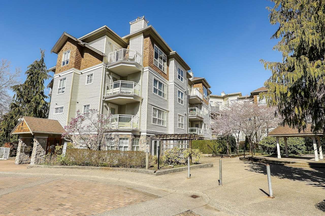 204 10188 155 Street, Surrey, British Columbia  V3R 0R6 - Photo 2 - R3160415