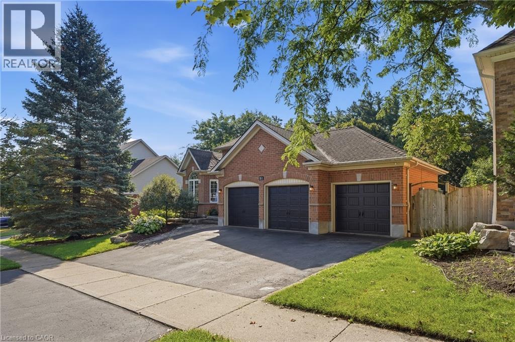 51 Autumn Ridge Trail, Kitchener, Ontario  N2P 2J6 - Photo 3 - 40859824