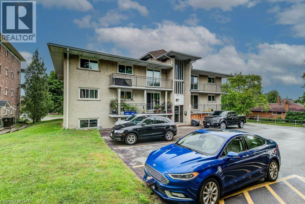 317 Erb Street W Unit# 3, Waterloo, Ontario  N2L 1W4 - Photo 10 - 40859934