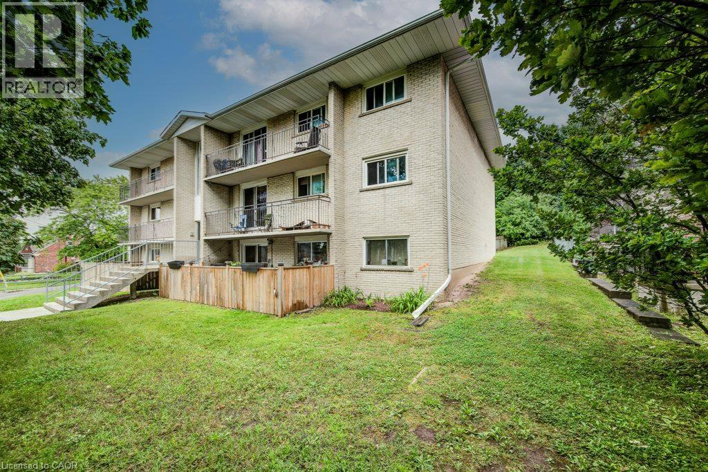 317 Erb Street W Unit# 3, Waterloo, Ontario  N2L 1W4 - Photo 1 - 40859934