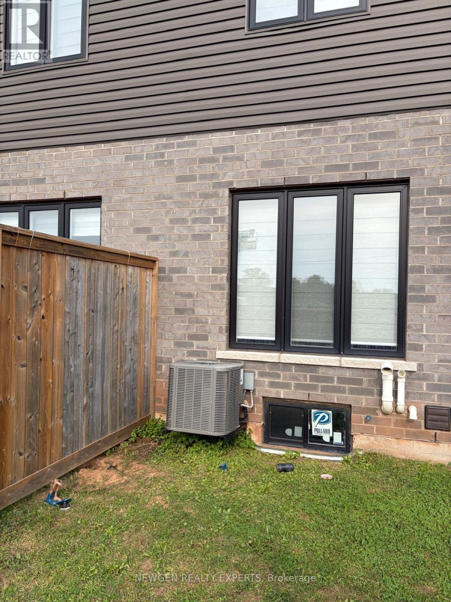 4855 Pettit Avenue, Niagara Falls, Ontario  L2E 0B7 - Photo 25 - X13602628