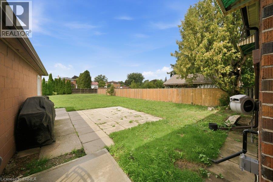 310 Caledon Avenue, Hamilton, Ontario  L9C 3E2 - Photo 26 - 40859902