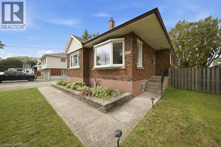 310 Caledon Avenue, Hamilton, Ontario  L9C 3E2 - Photo 5 - 40859902