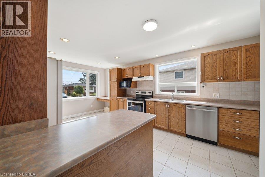 310 Caledon Avenue, Hamilton, Ontario  L9C 3E2 - Photo 9 - 40859902