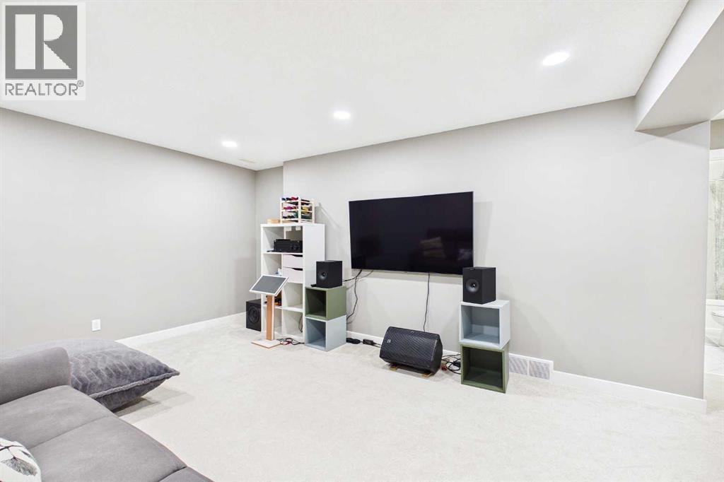 163 Panamount Circle NW, Calgary, Alberta  T3K 0G9 - Photo 30 - A2341809