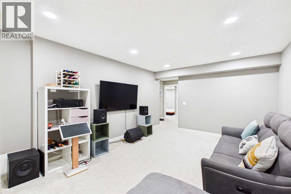 163 Panamount Circle NW, Calgary, Alberta  T3K 0G9 - Photo 31 - A2341809