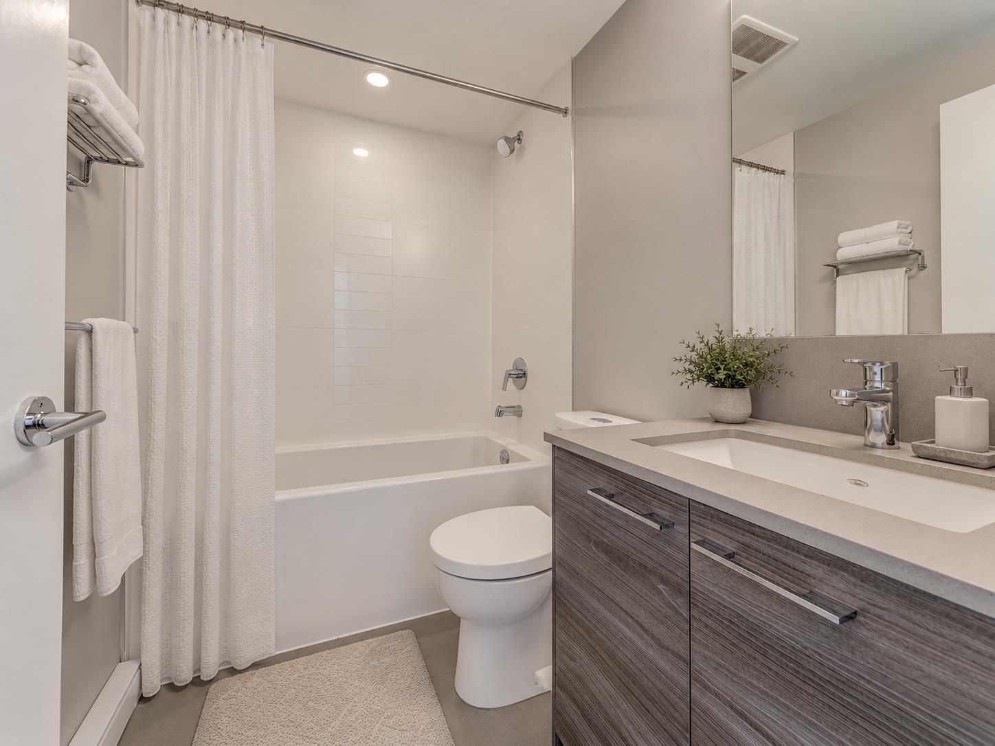 10603 140 Street, Surrey, British Columbia  V3T 0M8 - Photo 13 - R3160791