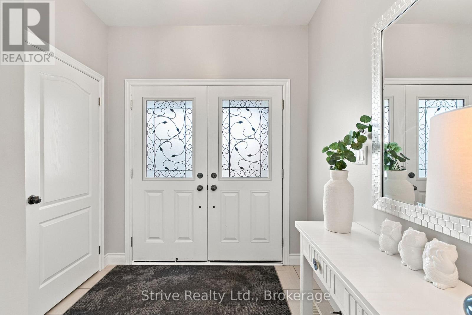 14 Vetzal Court, Clarington, Ontario  L1E 0H3 - Photo 3 - E13736864