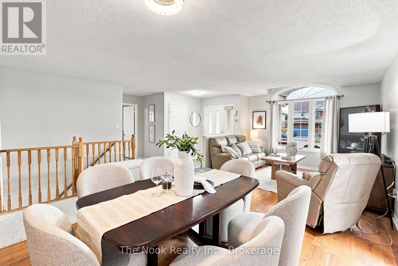 638 Longworth Avenue, Clarington, Ontario  L1C 5B8 - Photo 23 - E13737008