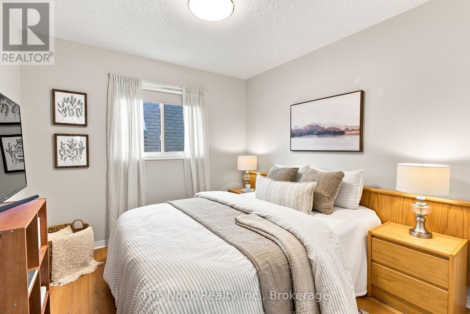 638 Longworth Avenue, Clarington, Ontario  L1C 5B8 - Photo 30 - E13737008