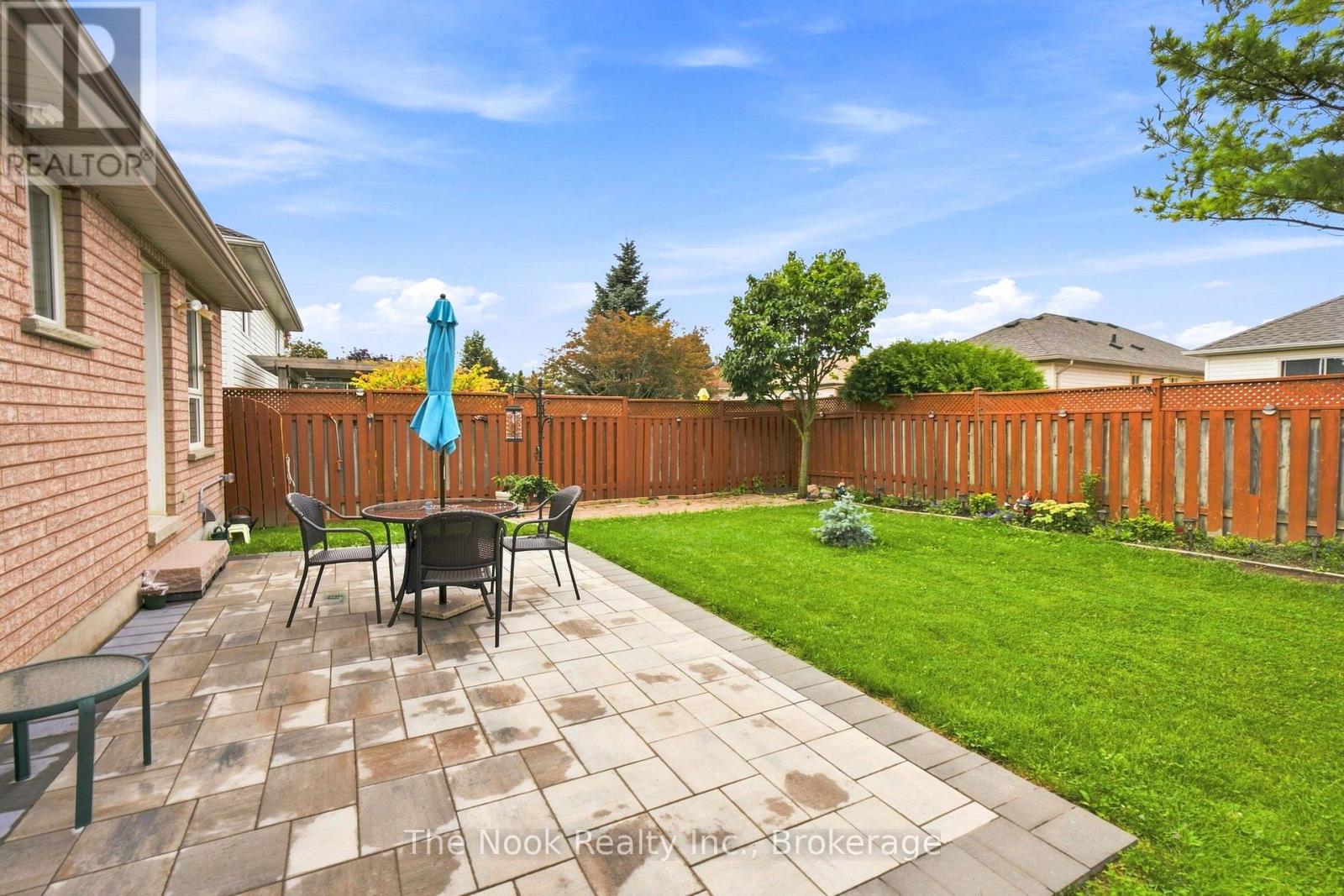 638 Longworth Avenue, Clarington, Ontario  L1C 5B8 - Photo 44 - E13737008