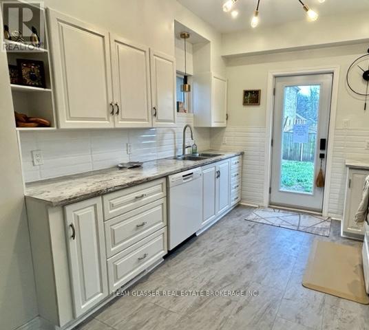 63 Euclid Avenue, London South, Ontario  N6C 3G8 - Photo 12 - X13736950