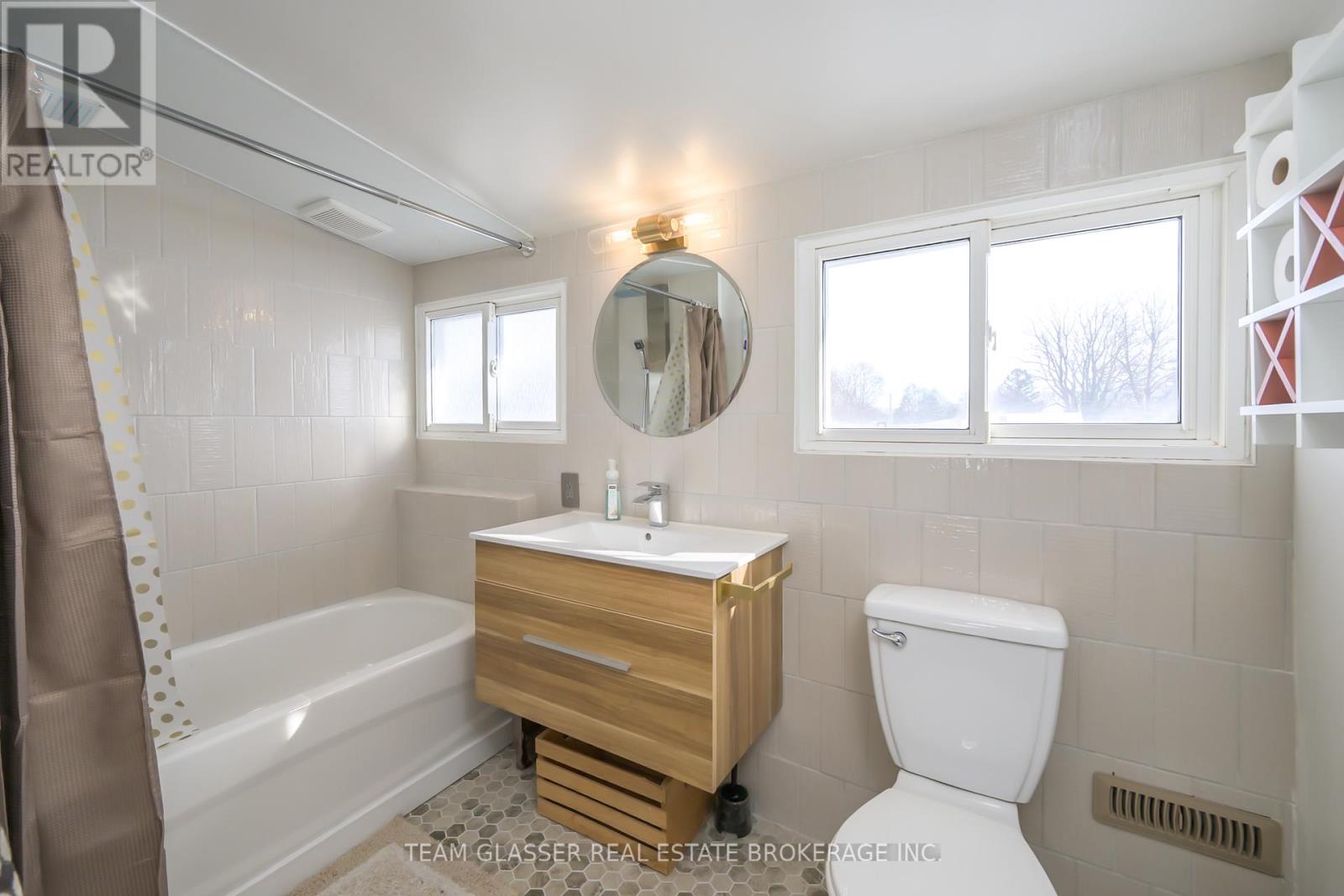 63 Euclid Avenue, London South, Ontario  N6C 3G8 - Photo 27 - X13736950
